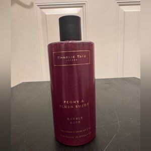 Charlie Tate London Bubble Bath 10.48oz 310mL Peony & Blush Suede